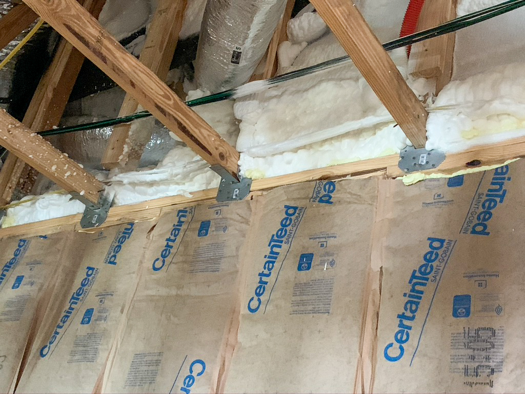 Parasol Properties Spray Foam Batt Insulation CMU Cell Fill